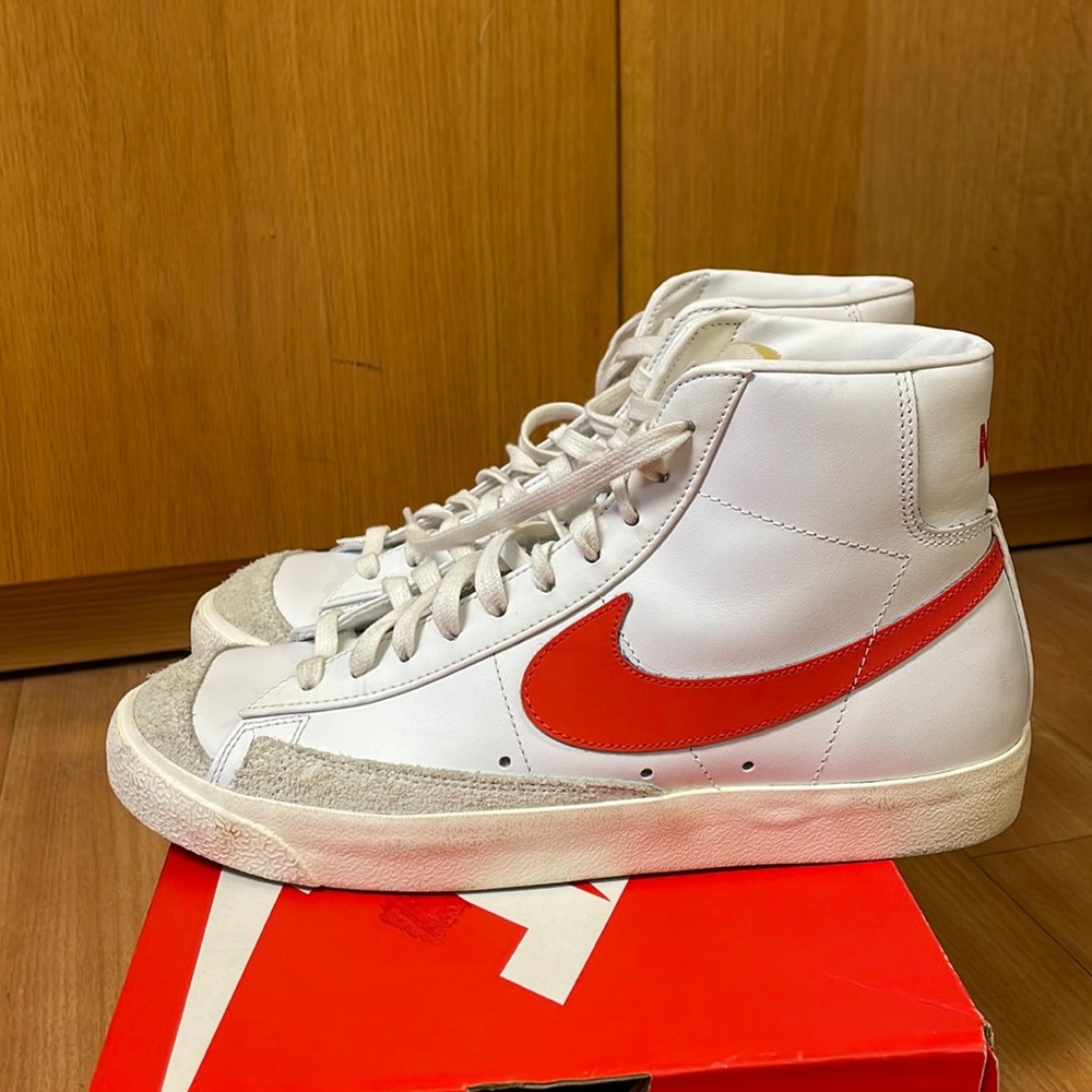 NIKE Mens Blazer Mid ‘77